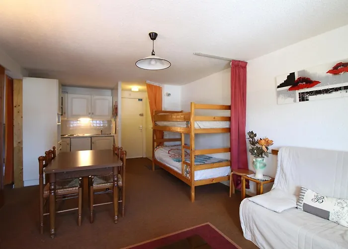 F2 Au Pied Des Pistes, 6 Couchages, - Fr-1-415-175 Апартаменты *